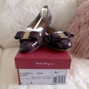 Salvatore Ferragamo Rouge Noir Varina Ballet Patent Flat size 6.5B